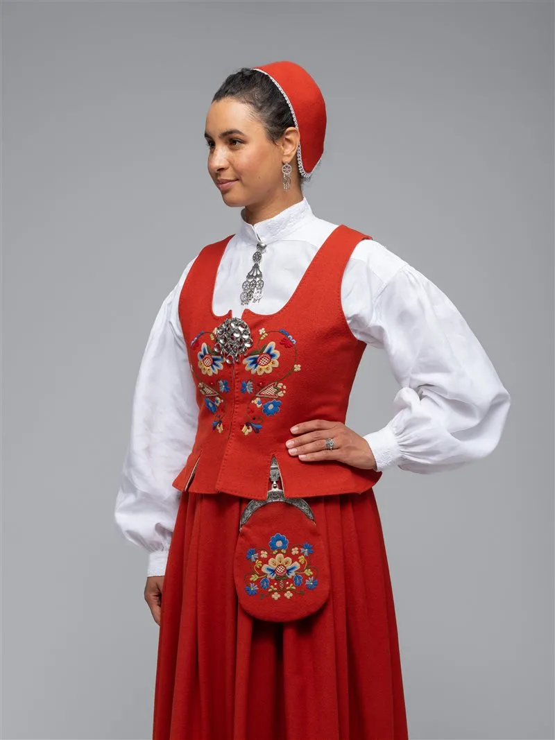 Front view of a Bolsøy bunad bodice with colorful embroidery