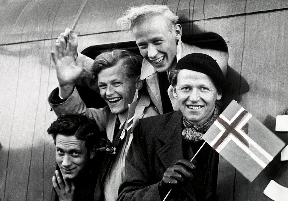 Survivors among the 650 deported University of Oslo students returning home in May 1945