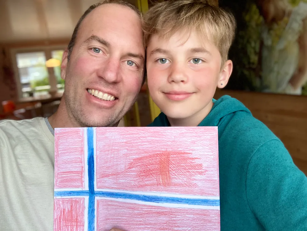 Joshua Cabell and his son Timian outdoors in Tingvollvågen
