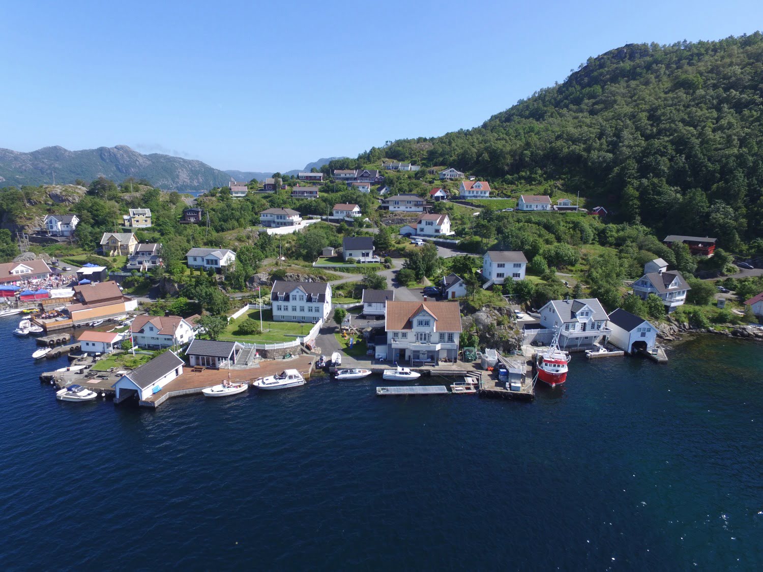 Andabeløy village by the sheltered fjord