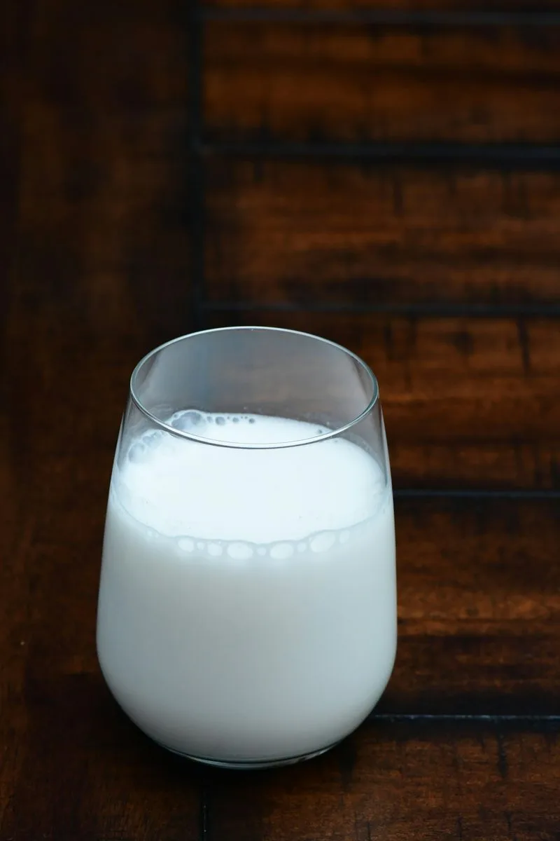 A glass of fresh milk