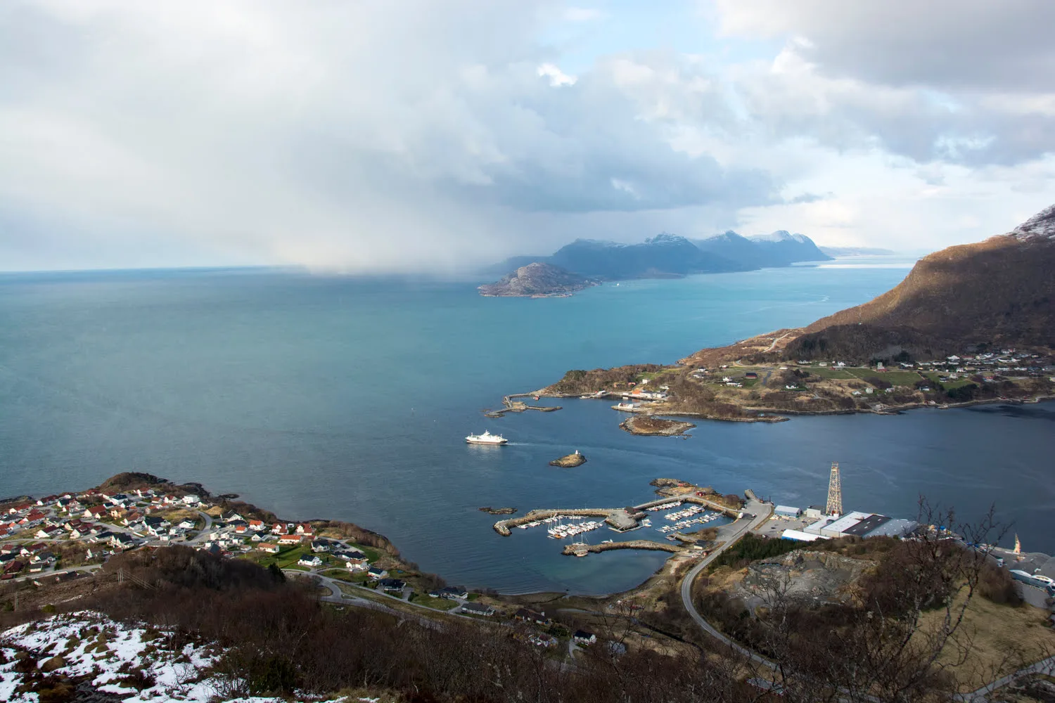 Midfjorden from Synnalandshornet