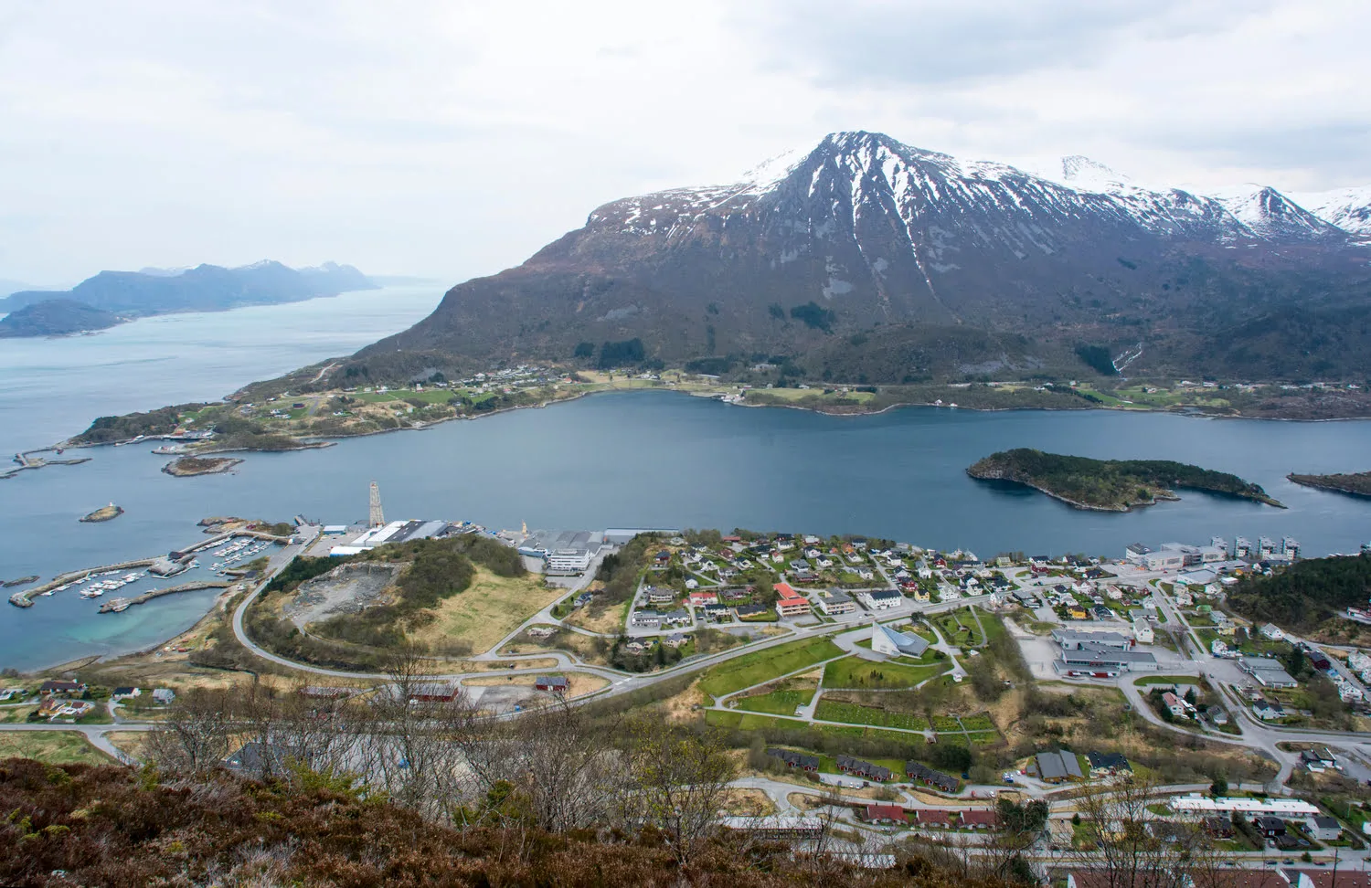 Brattvåg from Synnalandshornet