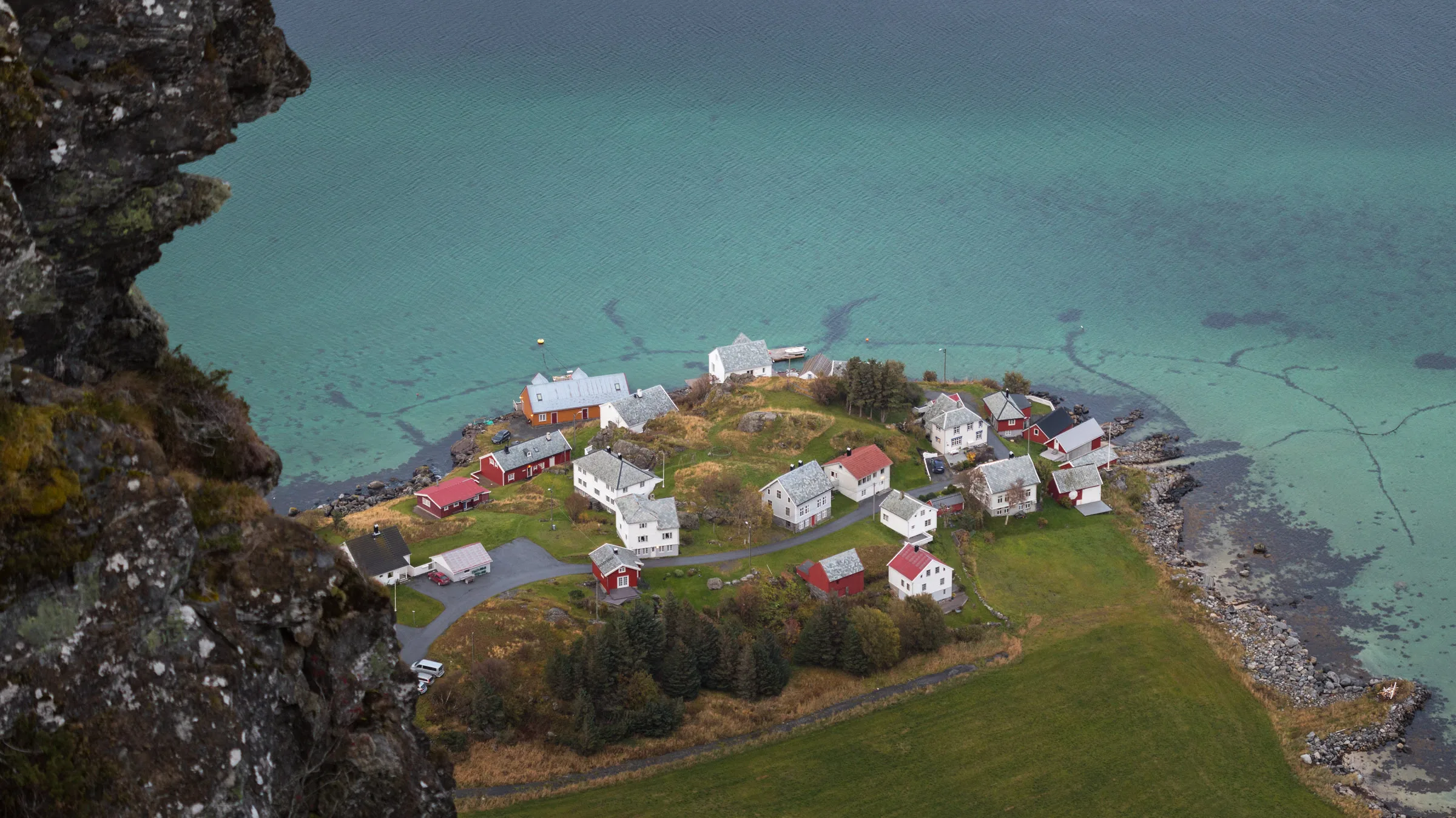 Sauna culture and Arctic bathing in Bugøynes