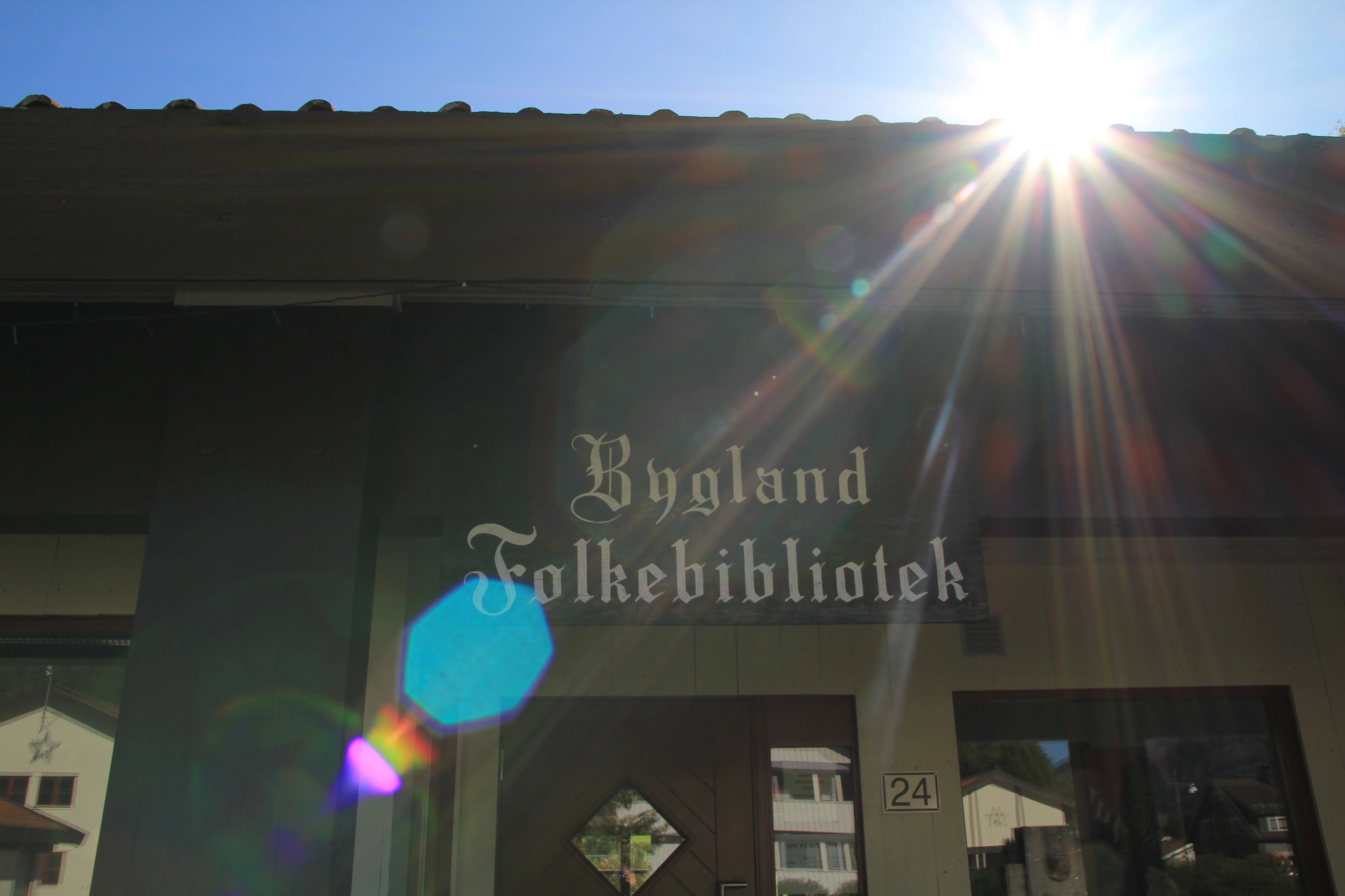 Byglandsfjorden morning view