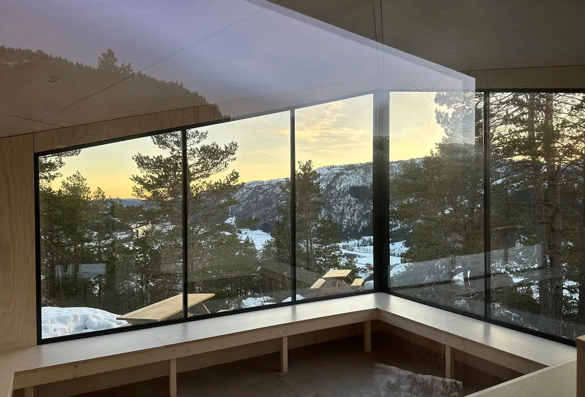 The Day Trip Hut Tippin