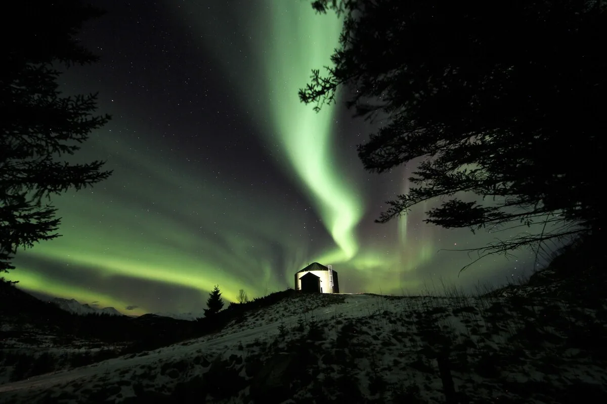 Northern lights over Løkta