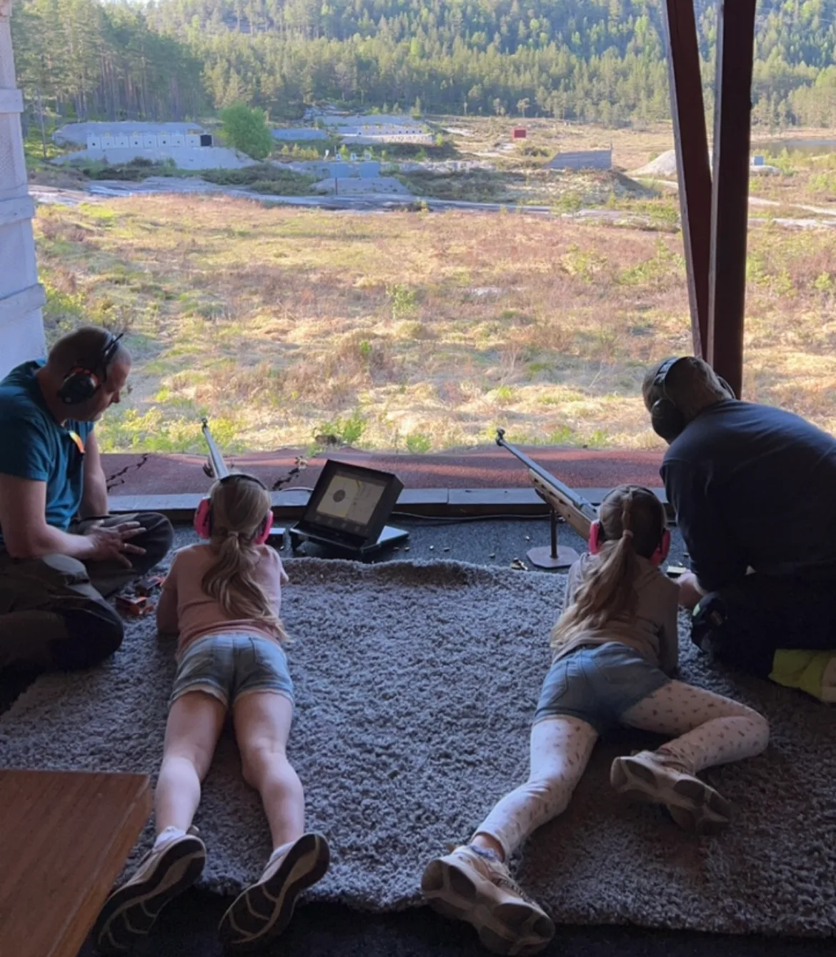 Hunting scene in Mykland forest